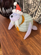 Lade das Bild in den Galerie-Viewer, Christmas Walross - Borowski