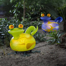 Lade das Bild in den Galerie-Viewer, BUBBA – Salamander-Lichtobjekt, Outdoor-Glasskulptur