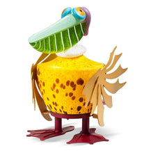 Lade das Bild in den Galerie-Viewer, COOPER – Outdoor-Lichtobjekt Pelikan mit exotischem Charme