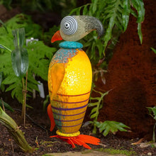 Lade das Bild in den Galerie-Viewer, RIO – Der leuchtende Papagei für Haus & Garten