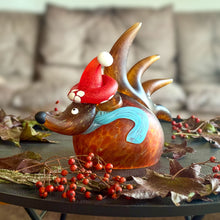 Lade das Bild in den Galerie-Viewer, SANTA SPIKE – Der stachelige Weihnachtsheld