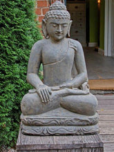 Lade das Bild in den Galerie-Viewer, Buddha sitzend, Erdberührung - Div. Accessoires & Möbel