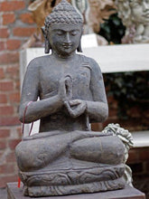 Lade das Bild in den Galerie-Viewer, Buddha sitzend, Rad der Lehre - Div. Accessoires & Möbel