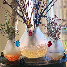 Lade das Bild in den Galerie-Viewer, Chicka - Borowski