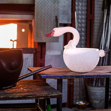 Lade das Bild in den Galerie-Viewer, Cygnet - Borowski