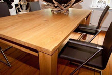 Lade das Bild in den Galerie-Viewer, Esstisch Nr. 2011 - Scholtissek